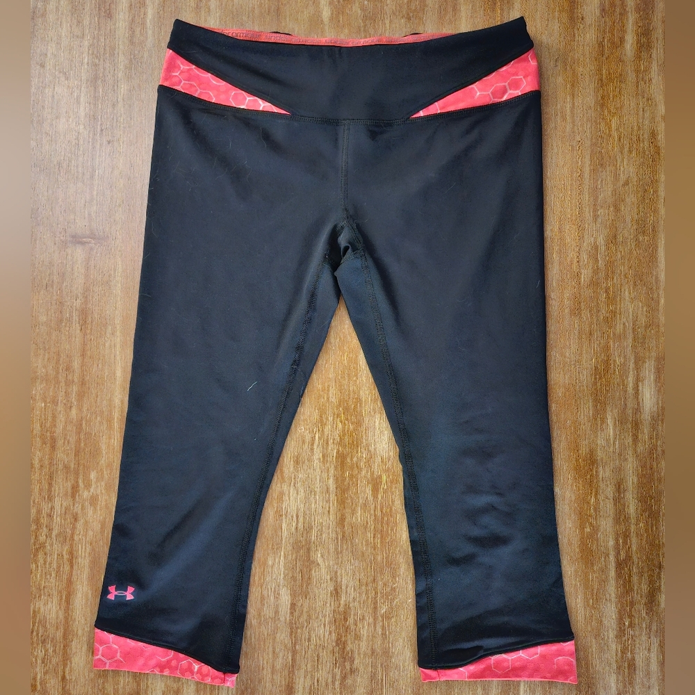 Black and Pink Under Arour Athletic Crop Leggings - Size Medium UA Workout Pants